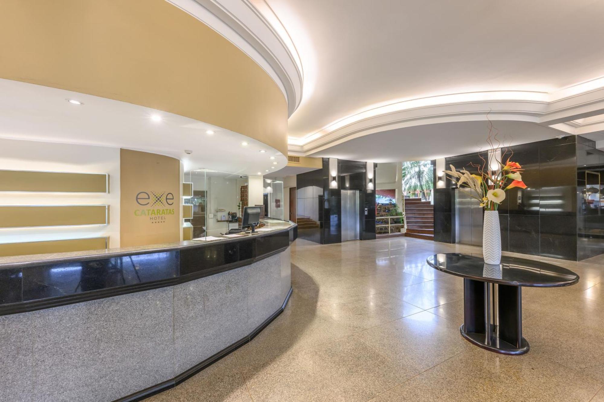 Exe Hotel Cataratas Puerto Iguazu Exterior photo Lobby